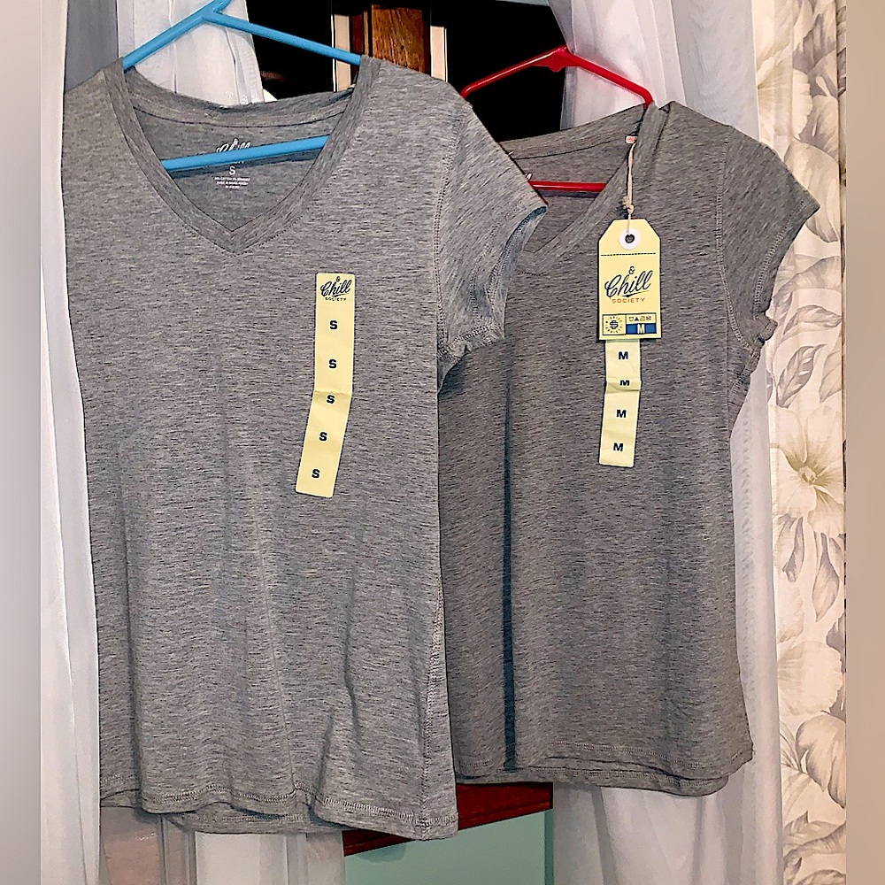 Chill T-shirt - the name explains itself. Such a simple and comfortable Tee NWT